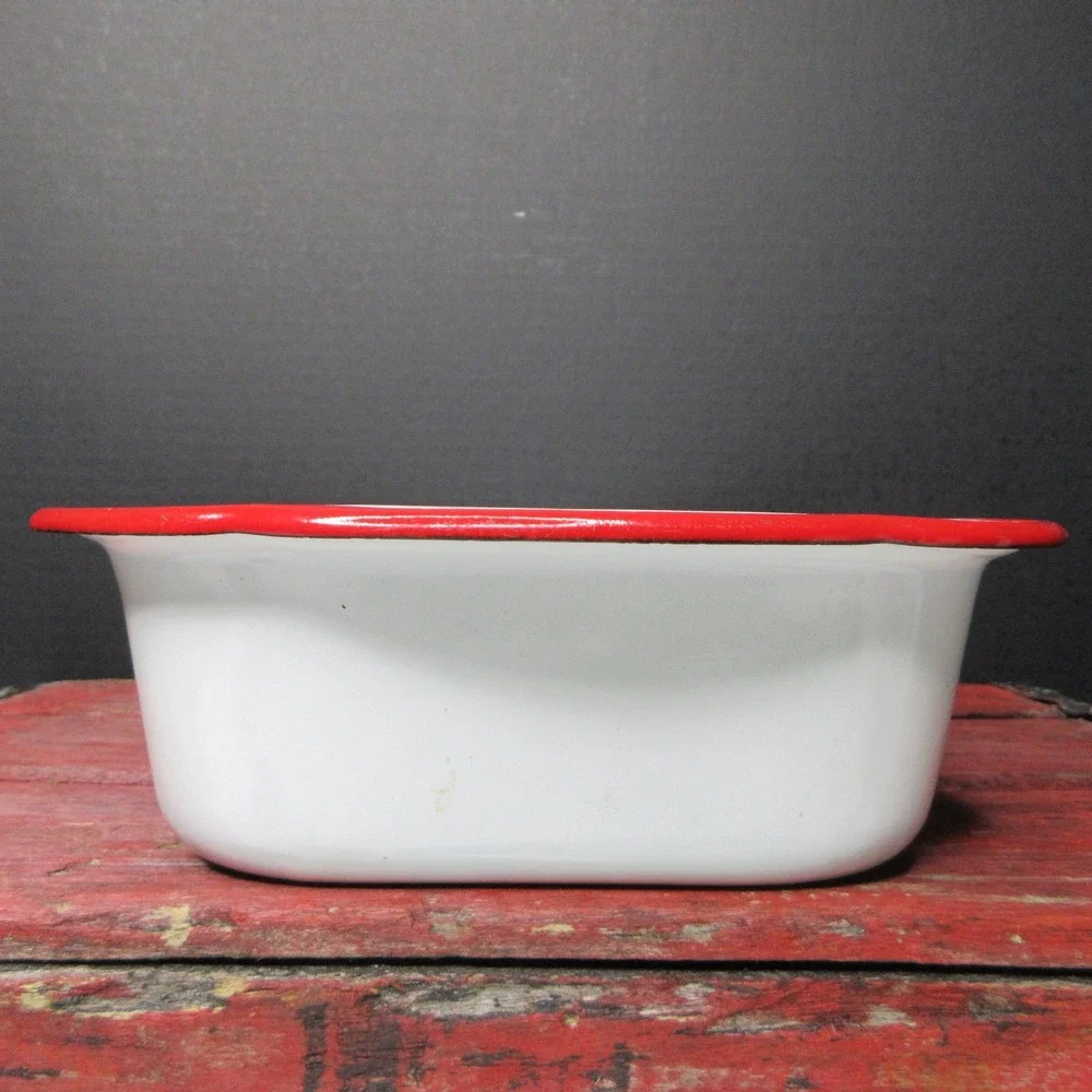 Vintage White Enamelware Rectangular Pan Red Rim Primitive Farmhouse Decor
